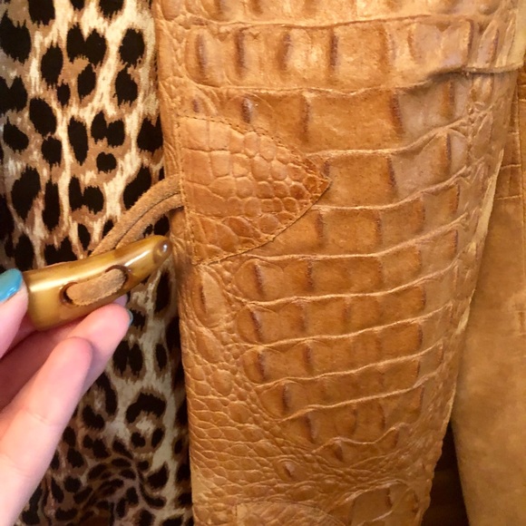 helen barabara rank montecito “croc back” coat - Picture 3 of 8